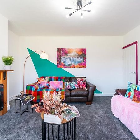 Aseda 4 Bedroom Private Parking, Game Zone -Pool Table, Garden Home Kingston upon Hull Kültér fotó