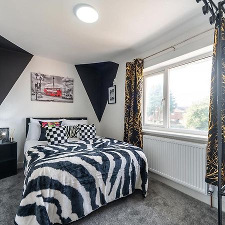 Aseda 4 Bedroom Private Parking, Game Zone -Pool Table, Garden Home Kingston upon Hull Kültér fotó