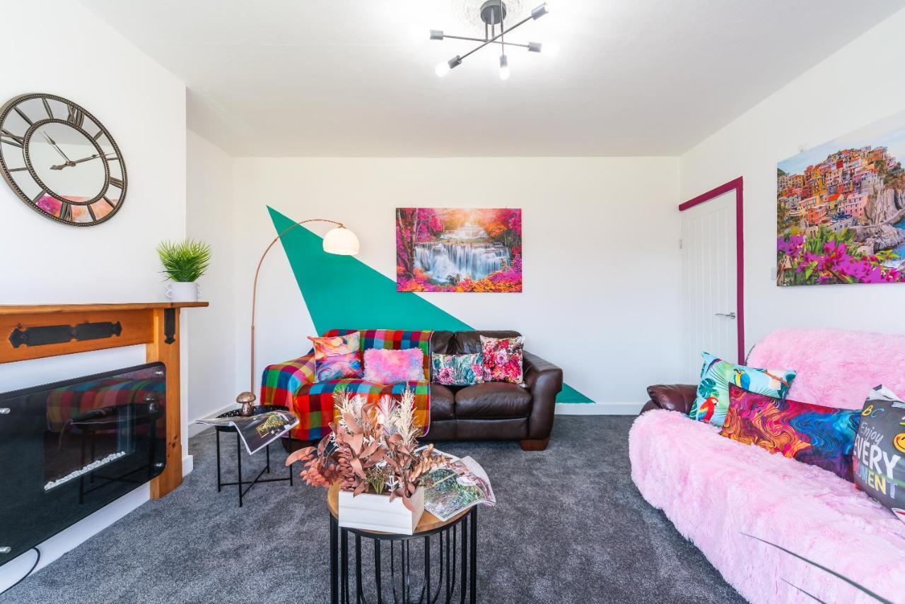 Aseda 4 Bedroom Private Parking, Game Zone -Pool Table, Garden Home Kingston upon Hull Kültér fotó
