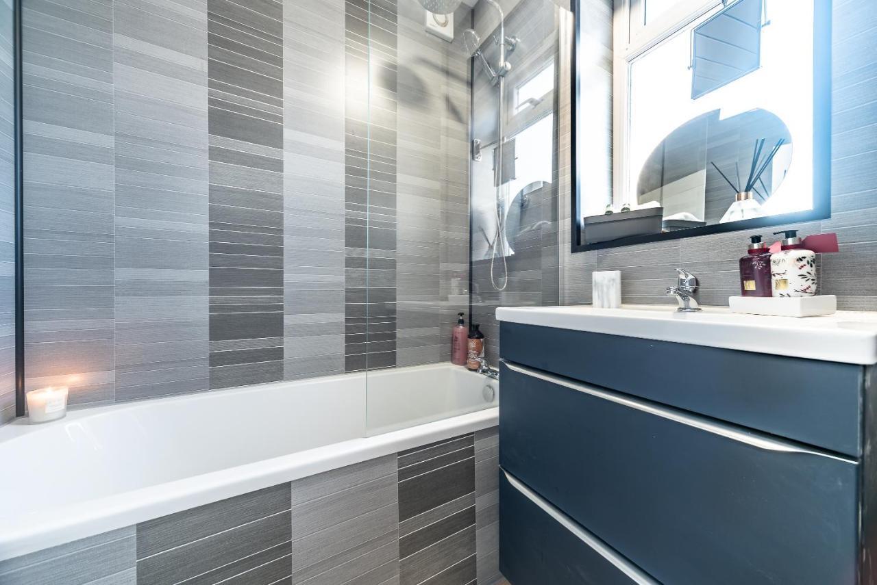 Aseda 4 Bedroom Private Parking, Game Zone -Pool Table, Garden Home Kingston upon Hull Kültér fotó