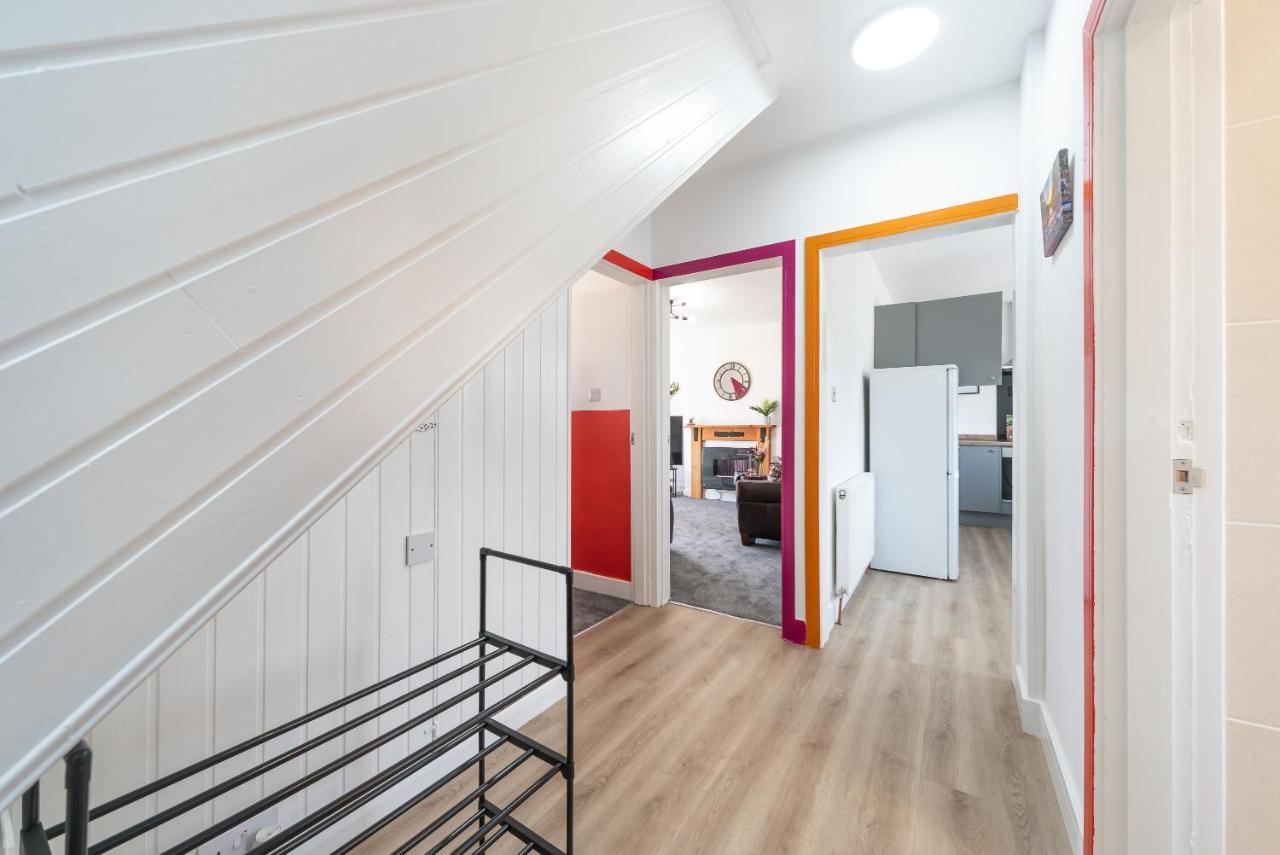 Aseda 4 Bedroom Private Parking, Game Zone -Pool Table, Garden Home Kingston upon Hull Kültér fotó