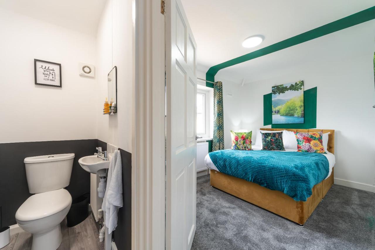 Aseda 4 Bedroom Private Parking, Game Zone -Pool Table, Garden Home Kingston upon Hull Kültér fotó
