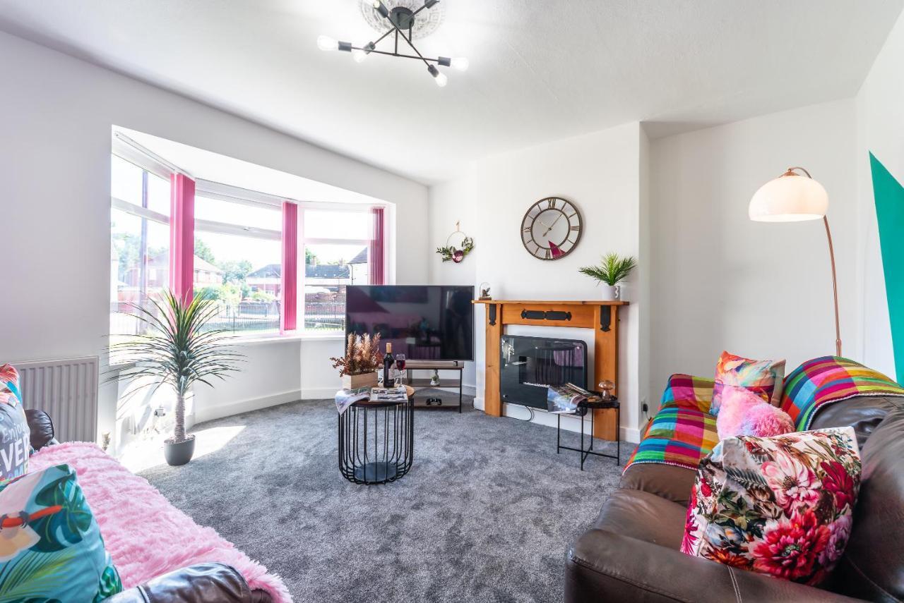 Aseda 4 Bedroom Private Parking, Game Zone -Pool Table, Garden Home Kingston upon Hull Kültér fotó
