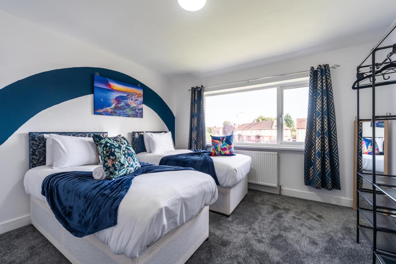 Aseda 4 Bedroom Private Parking, Game Zone -Pool Table, Garden Home Kingston upon Hull Kültér fotó