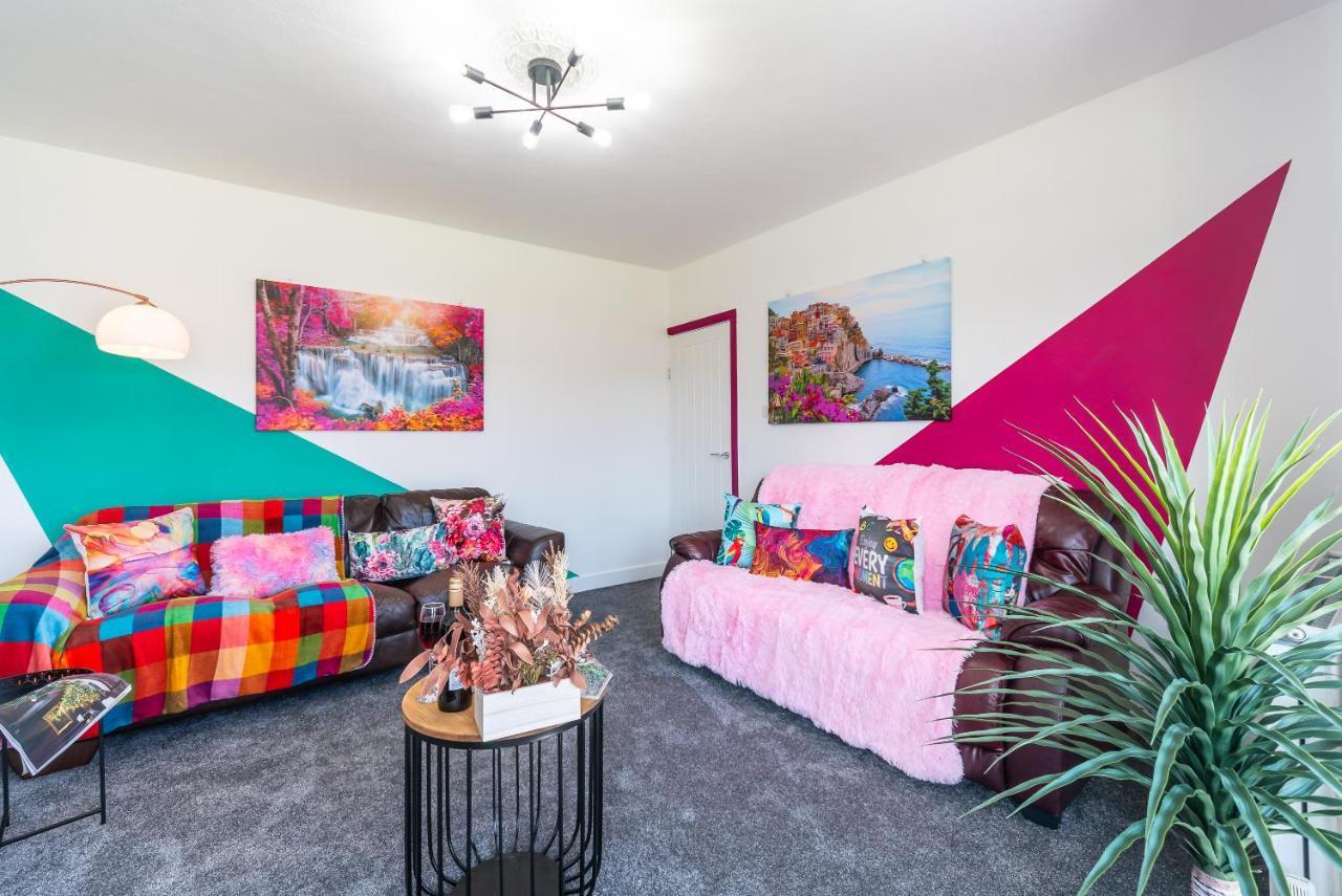 Aseda 4 Bedroom Private Parking, Game Zone -Pool Table, Garden Home Kingston upon Hull Kültér fotó